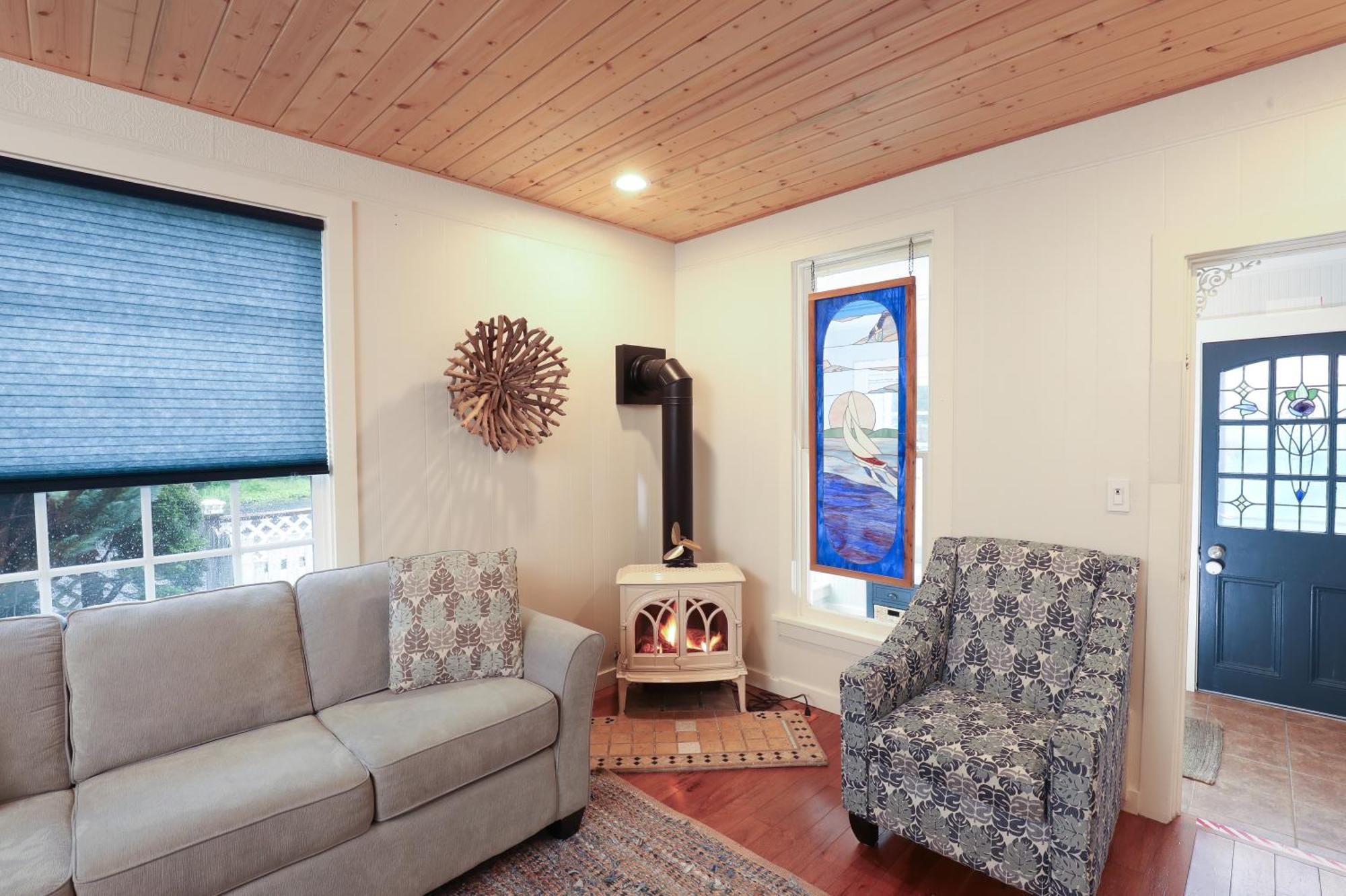 Enchanted Cottages By The Sea Seaview Bagian luar foto
